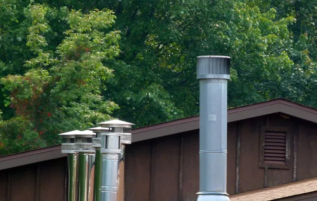 SICUREZZA E QUALITA' NELL'INSTALLAZIONE DI CAMINI E CANNE